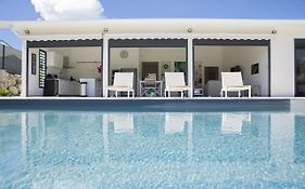 Villa Mojito